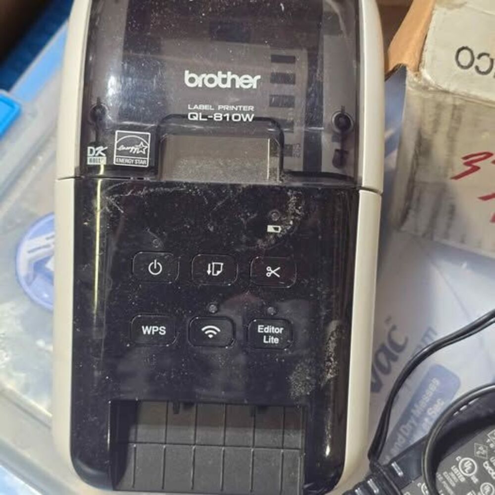 Brother QL-810W Scan Code Printer & Paper